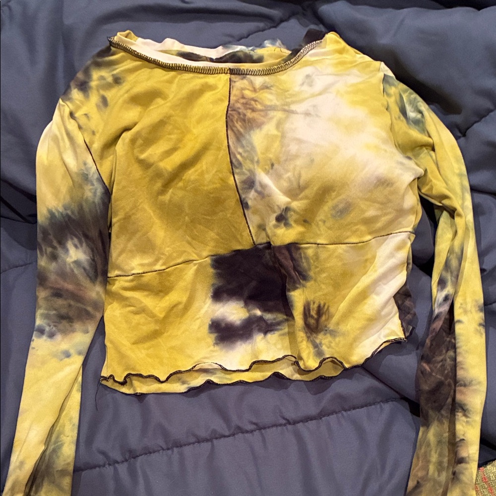 Derek Heart Yellow and Black Tie-Dye Long Sleeve Top